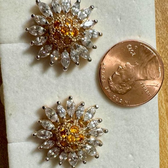 Suzanne Somers Gold and Silver Sunburst Earrings - Picture 2 of 4